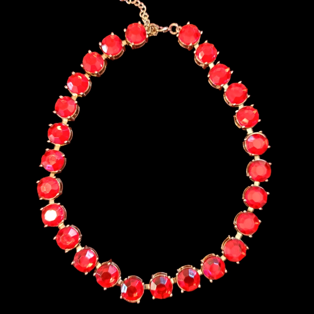 Crystal Holiday Red Choker Necklace 18 3 Extender Goldtone Setting 16$